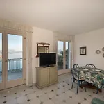 Punta Borromea By Interhome Stresa