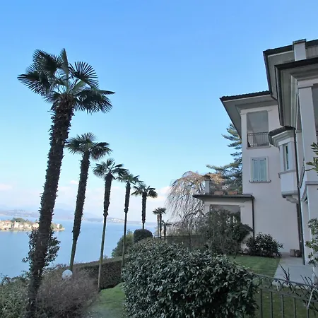 Punta Borromea By Interhome شقة ستريزا