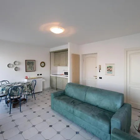 Punta Borromea By Interhome * ستريزا