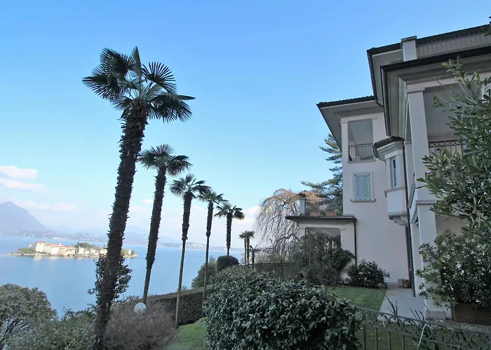 Punta Borromea By Interhome Apartamento Stresa
