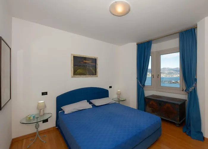 Apartamento Punta Borromea By Interhome *
